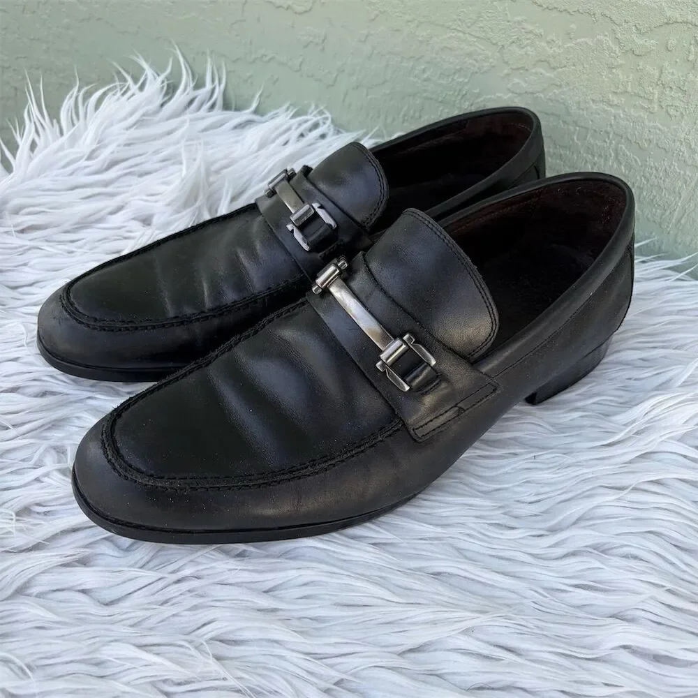Saks Fifth Avenue Men's Black Leather Loafers Size 9 Buckle Detail